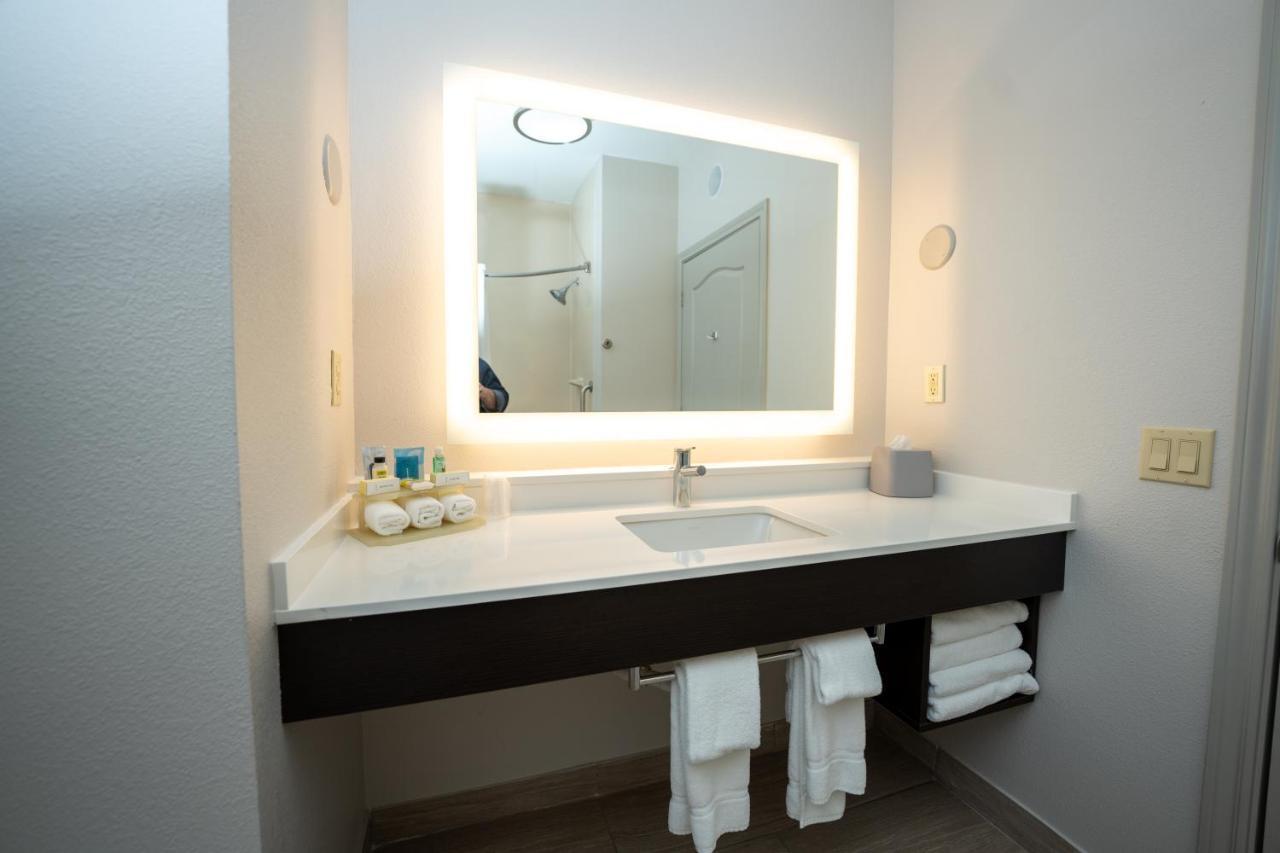Holiday Inn Express & Suites Deer Park By Ihg Dış mekan fotoğraf